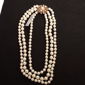 Carolee Faux Pearl Necklace With Magnetic Closure